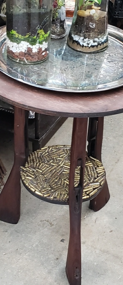 Gun stock & Bullet table.